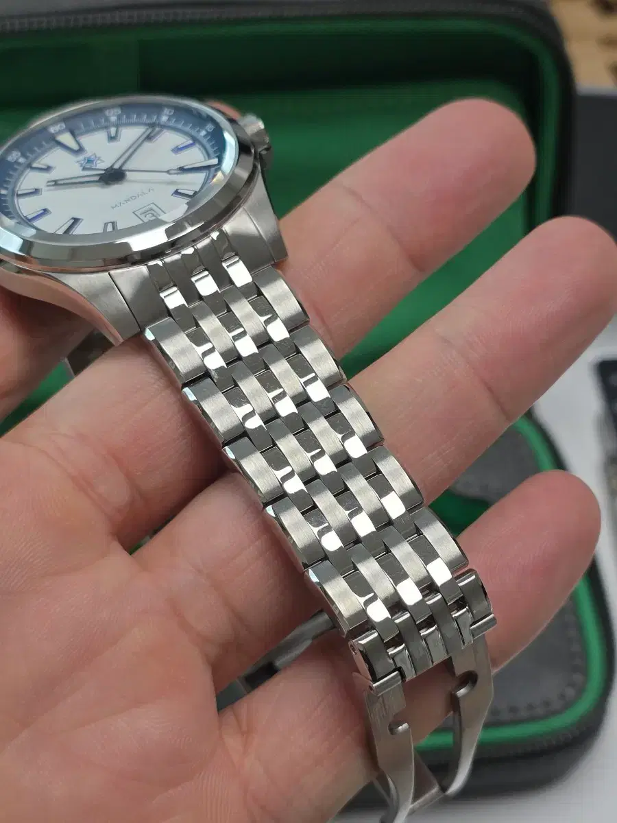 thumbnail-5